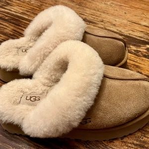 Women's UGG Disquette, Slippers size 7